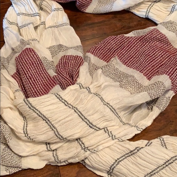 Scarf - Picture 2 of 4